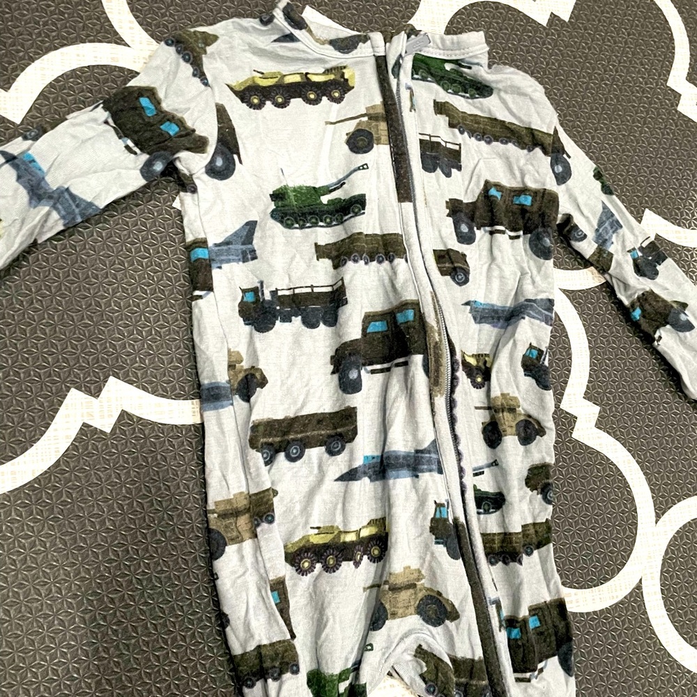 Posh peanut trucks print zipper pajamas-size 3-6 months